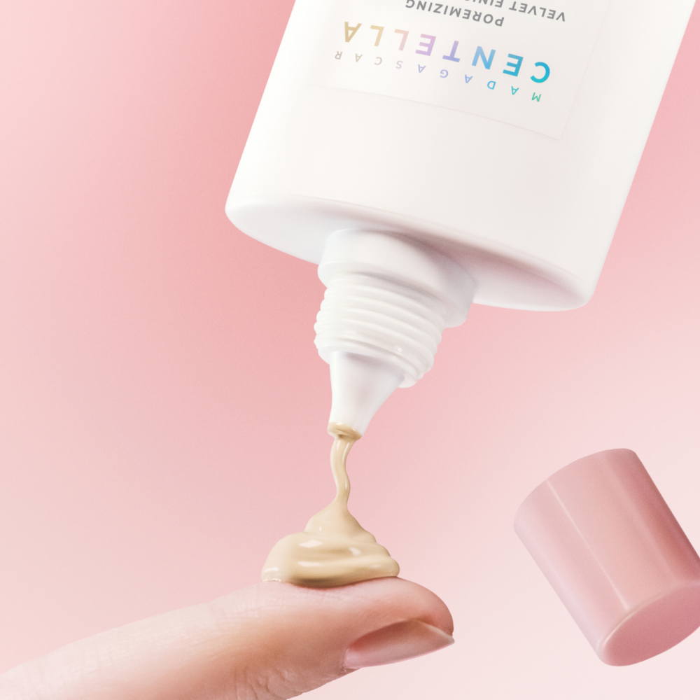 SKIN1004 Madagascar Centella Poremizing Velvet Finish Sunscreen SPF 50+ PA++++ - Αντηλιακό Προσώπου με Velvet Φινίρισμα & Ελαφριά Κάλυψη Πόρων