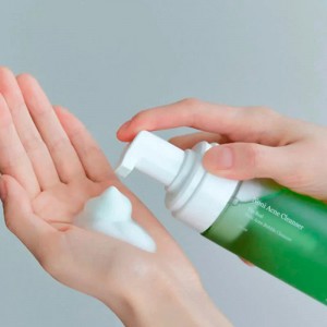 Celimax The Real Noni Acne Bubble Cleanser - Αφρός καθαρισμού με αντιφλεγμονώδη δράση